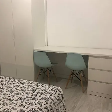 Mossen Flat Patraix