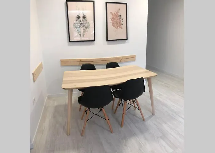 Mossen Flat Patraix
