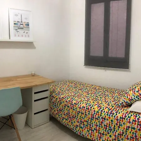 Mossen Flat Patraix Lägenhet *