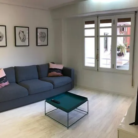 아파트 Mossen Flat Patraix